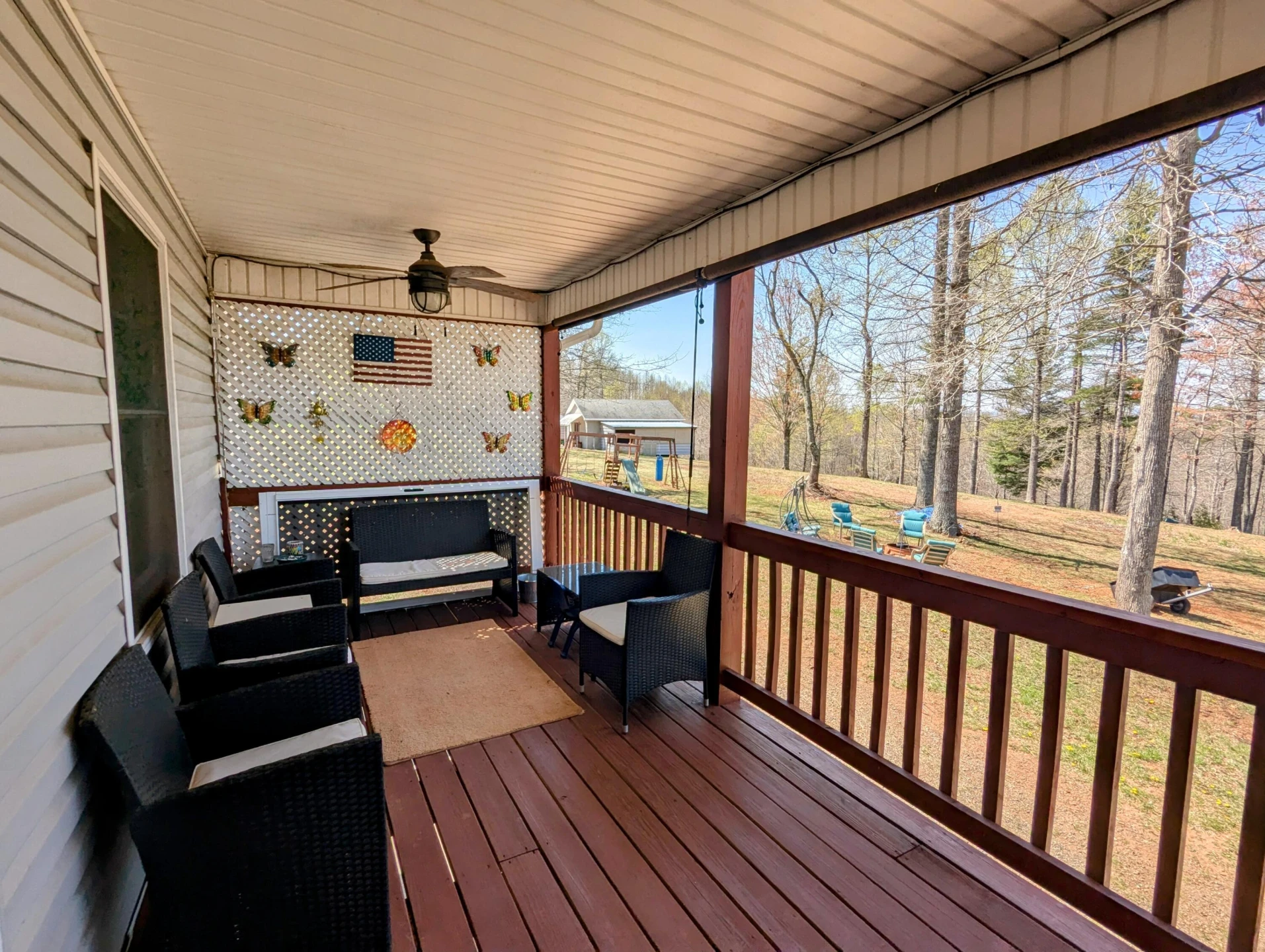 1061 Nursery RD - Photo 5