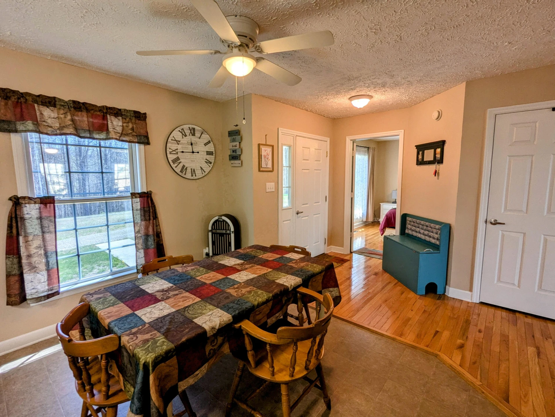 1061 Nursery RD - Photo 6