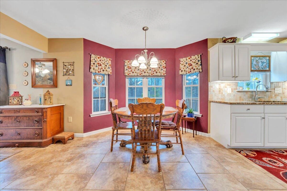 274 Bousman CIR - Photo 10