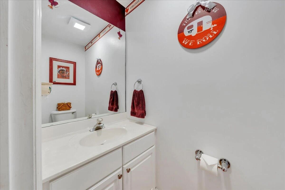 274 Bousman CIR - Photo 17