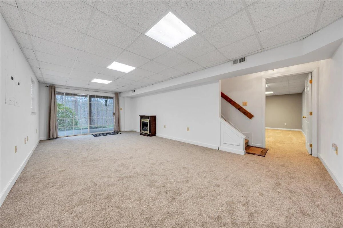 274 Bousman CIR - Photo 29