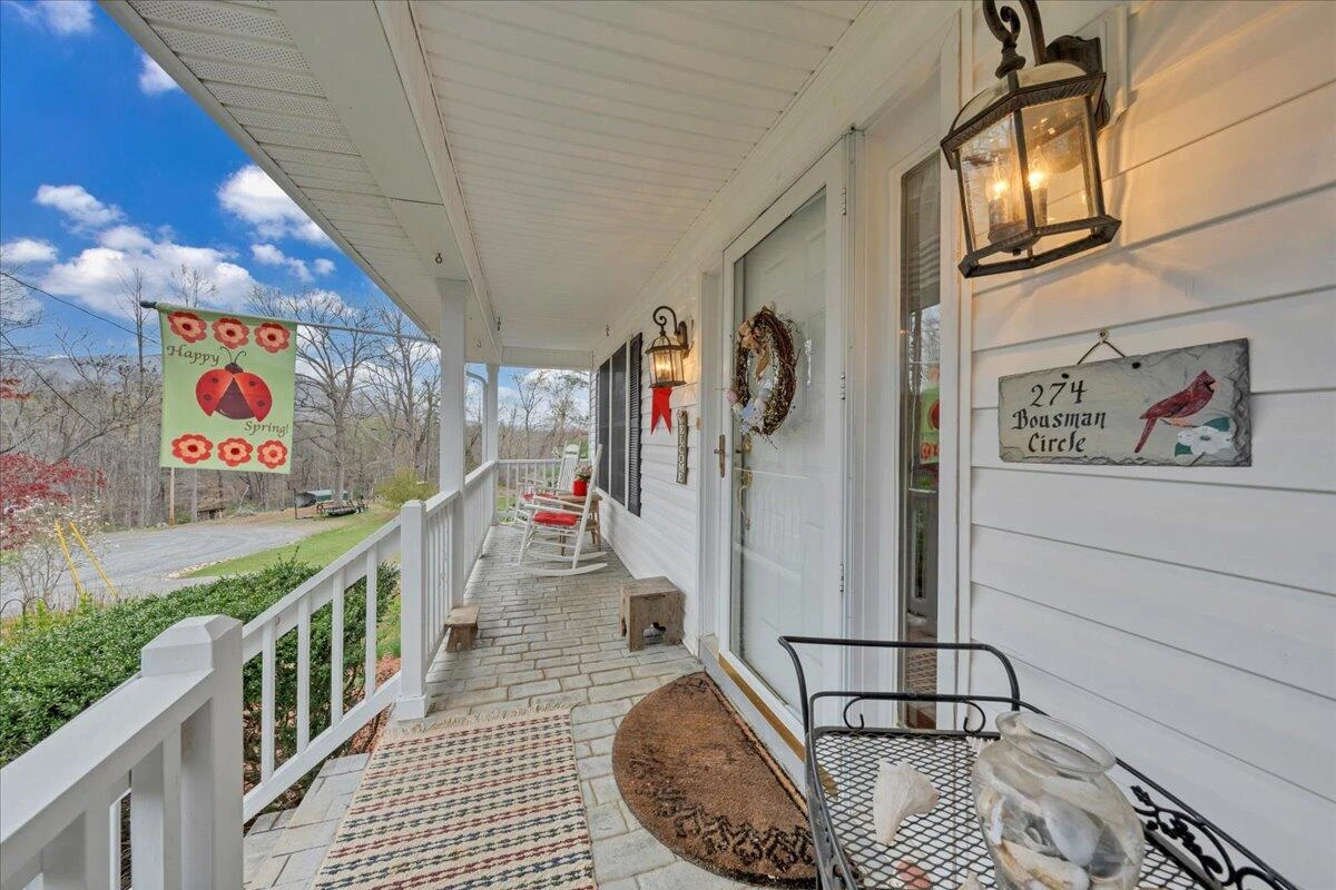 274 Bousman CIR - Photo 4