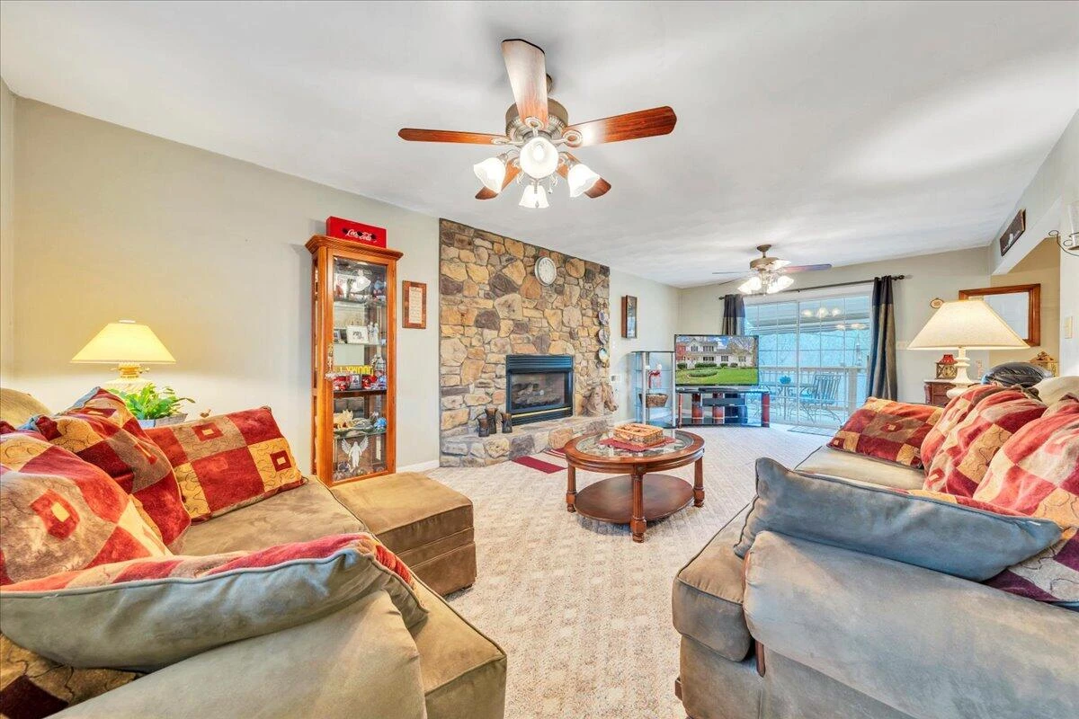 274 Bousman CIR - Photo 6