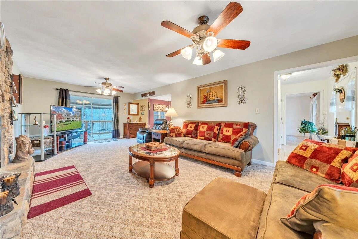 274 Bousman CIR - Photo 7