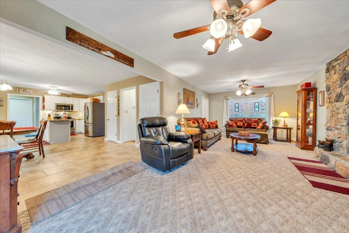 274 Bousman CIR - Photo 9