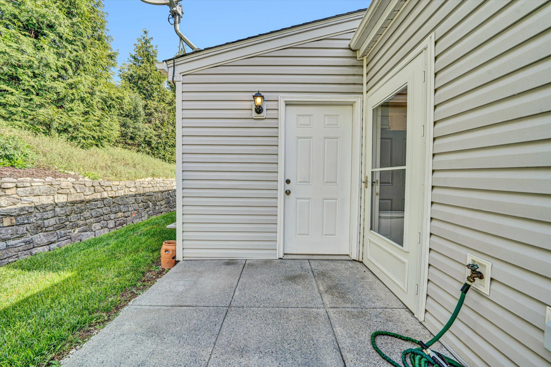 8217 Emerald Court DR - Photo 28