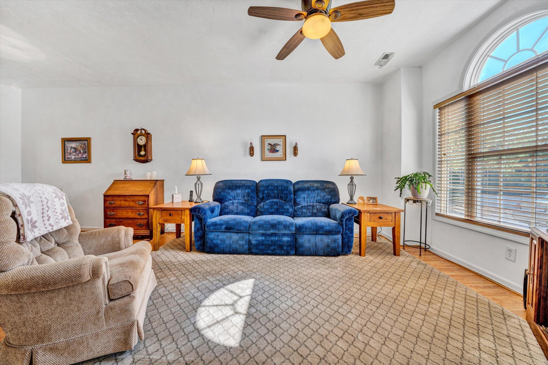 8217 Emerald Court DR - Photo 6