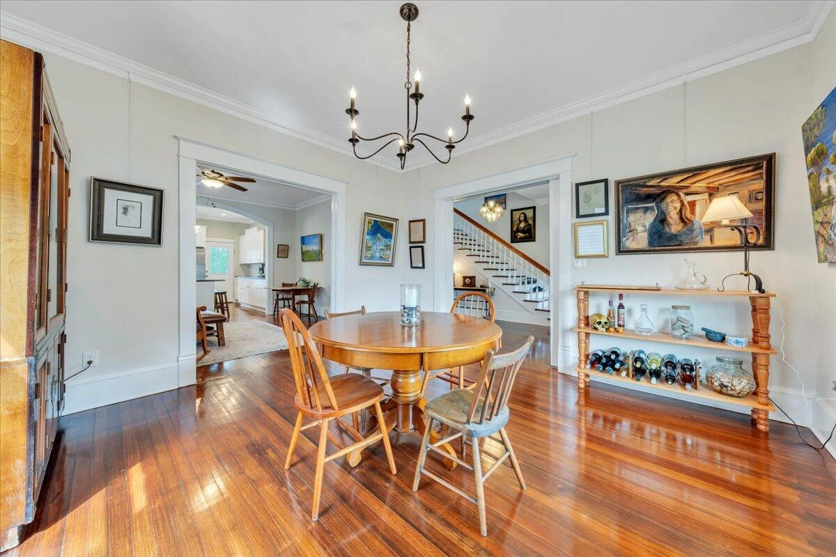 407 Elm AVE - Photo 16