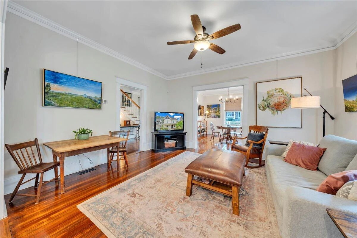 407 Elm AVE - Photo 19