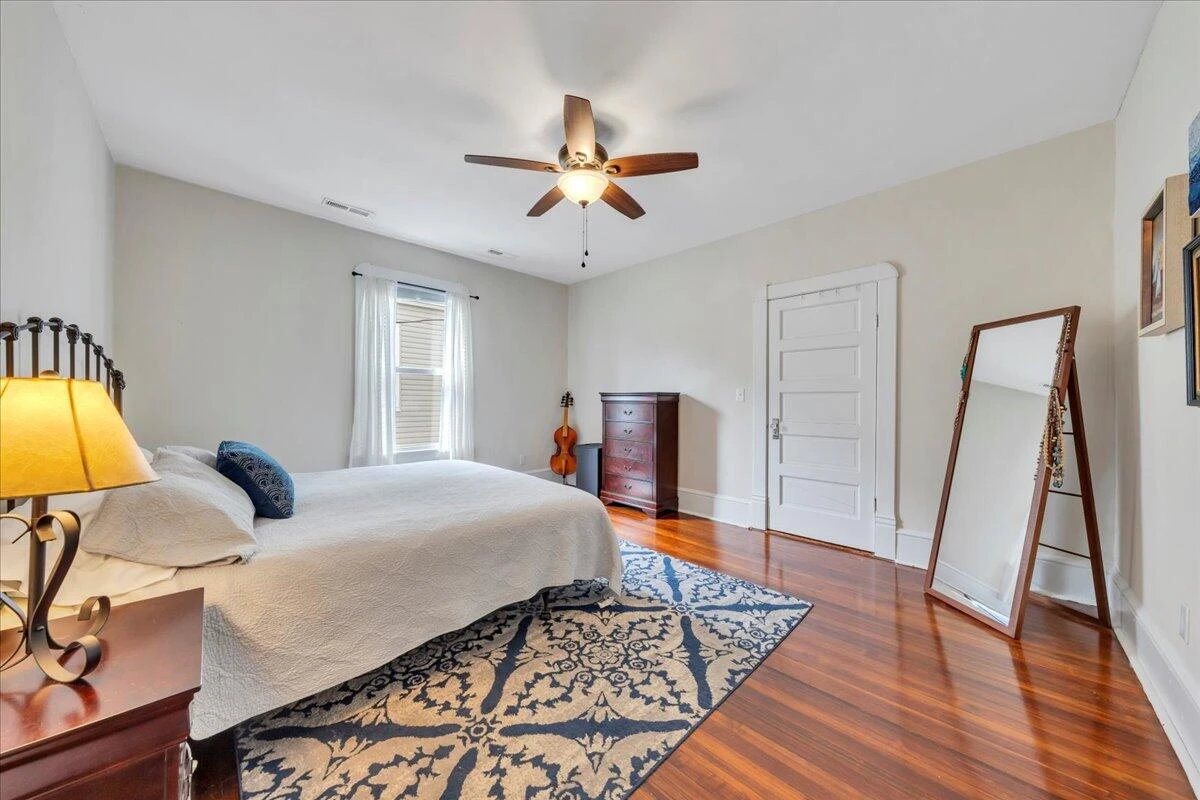407 Elm AVE - Photo 32