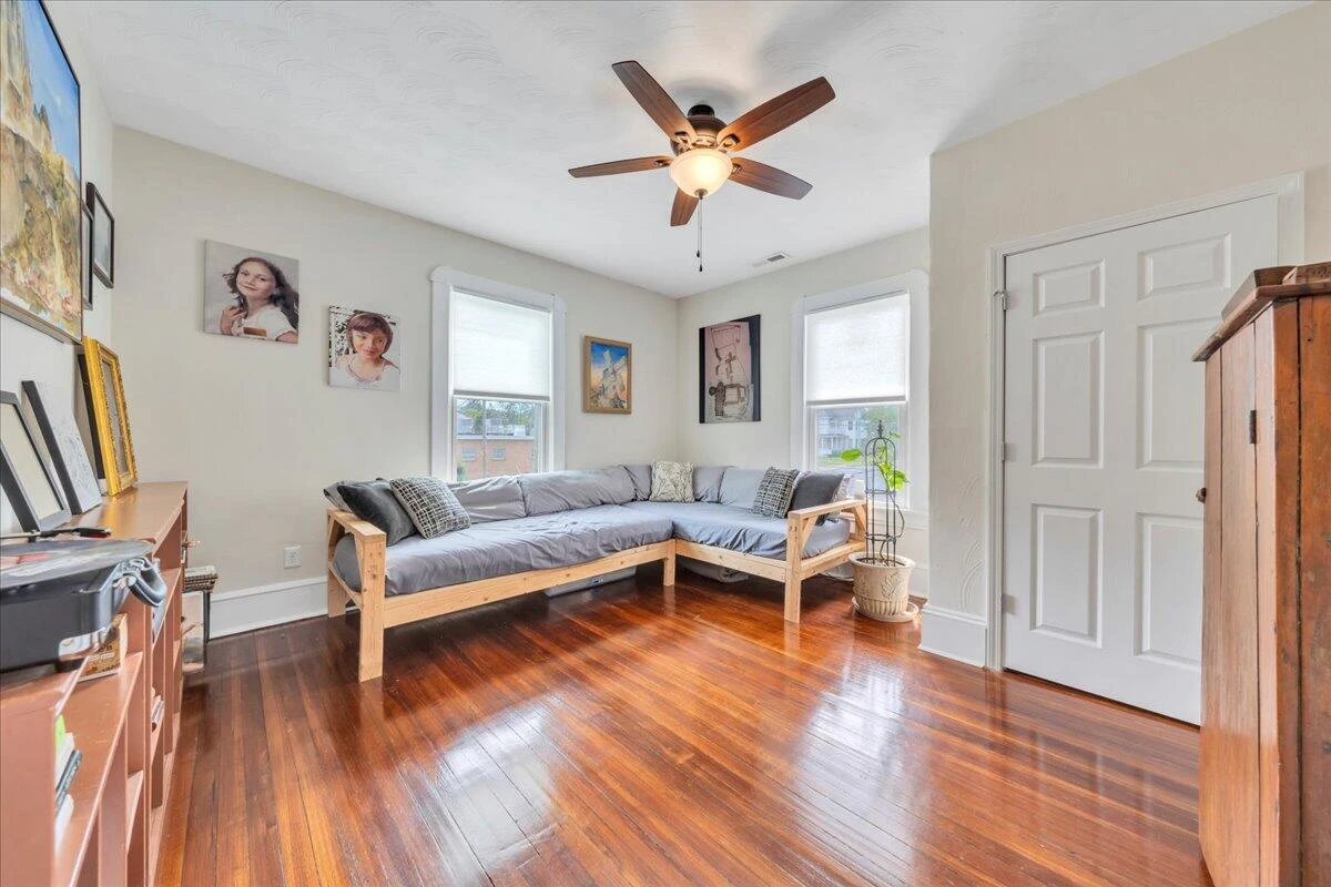 407 Elm AVE - Photo 36