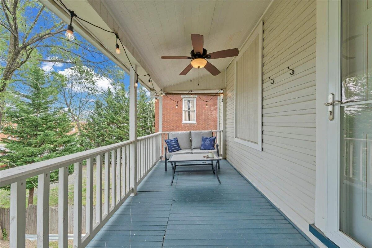 407 Elm AVE - Photo 42