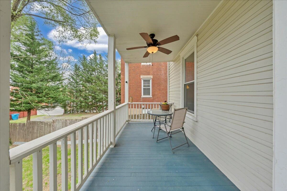 407 Elm AVE - Photo 44