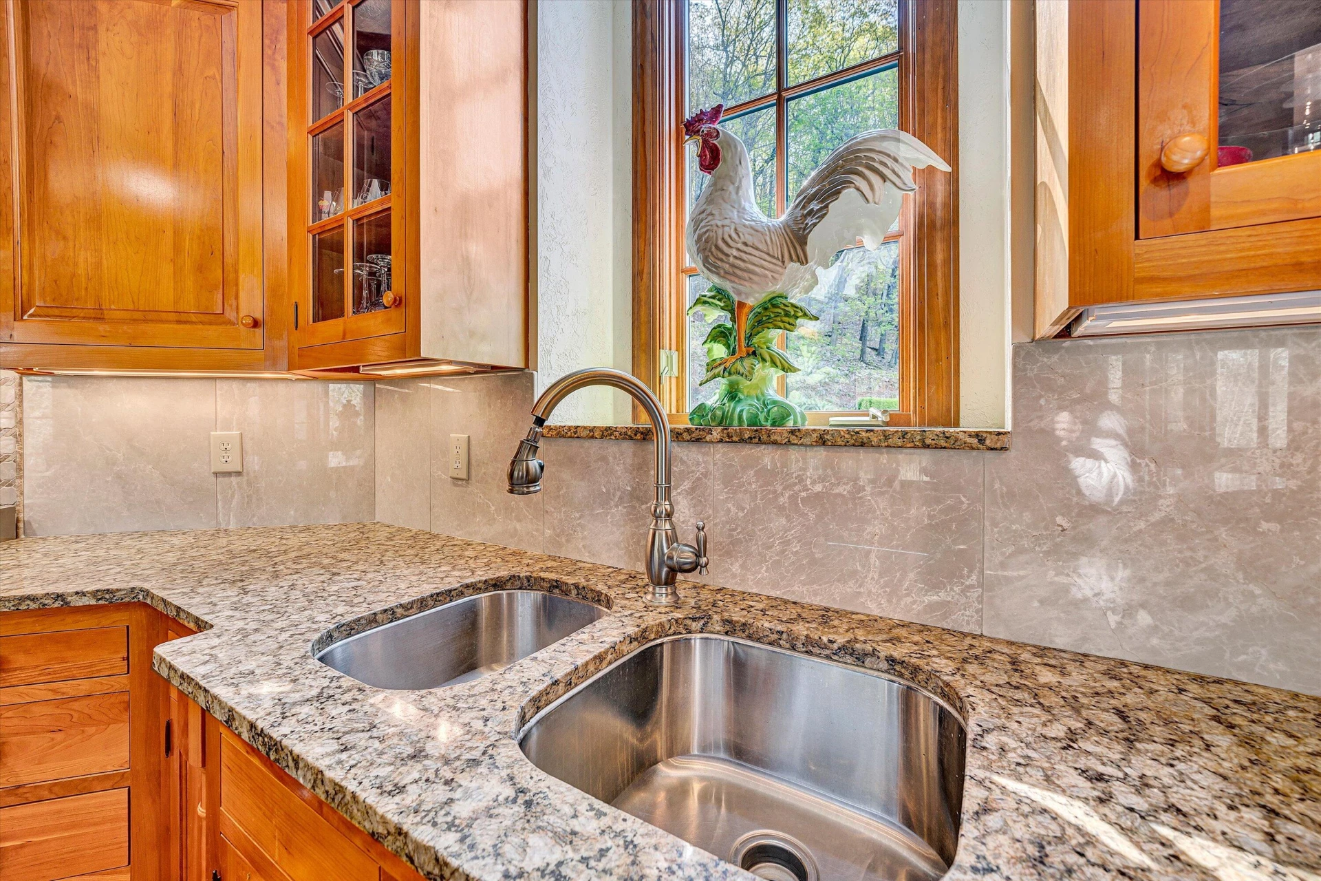 2555 Woodcliff RD - Photo 33