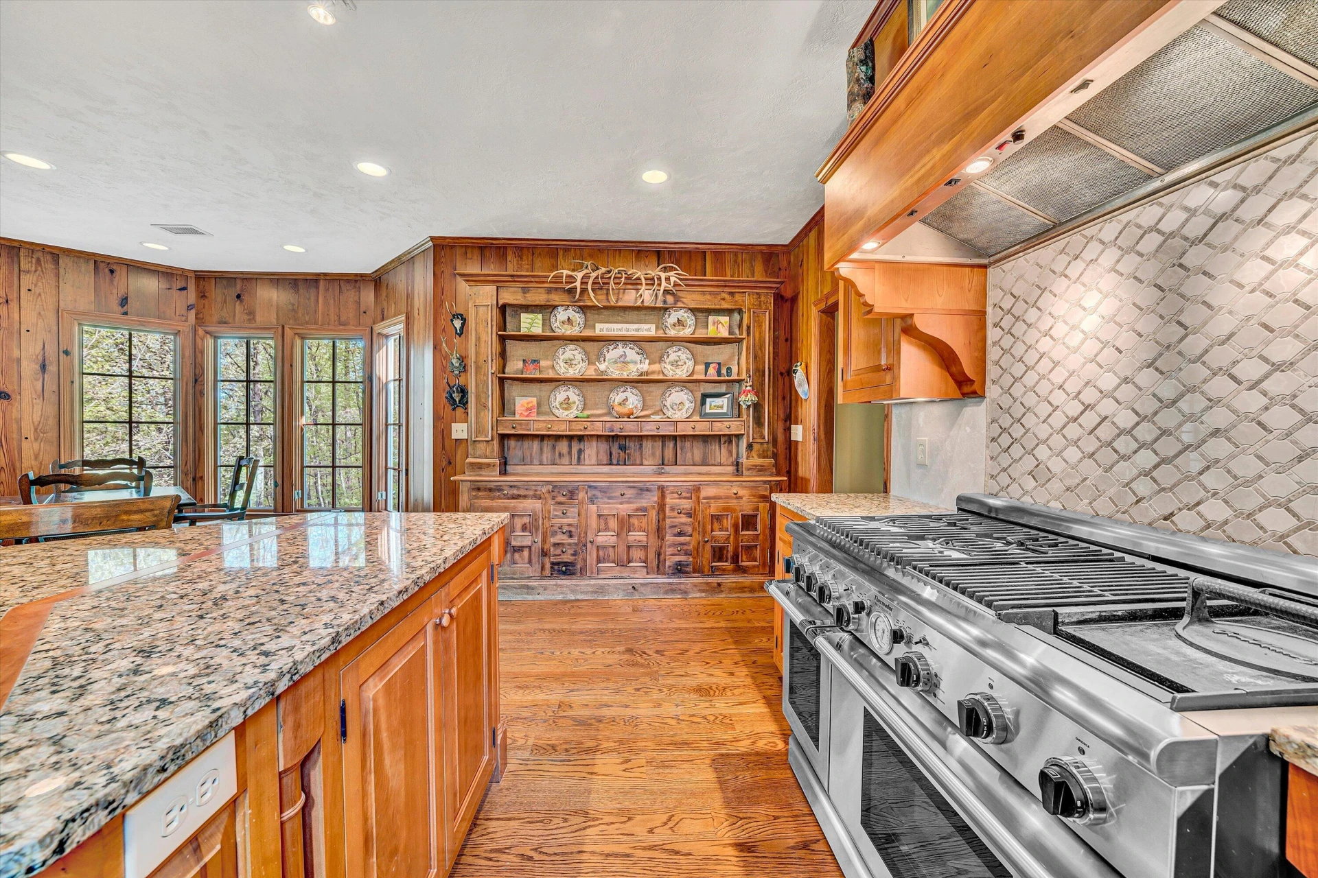 2555 Woodcliff RD - Photo 35