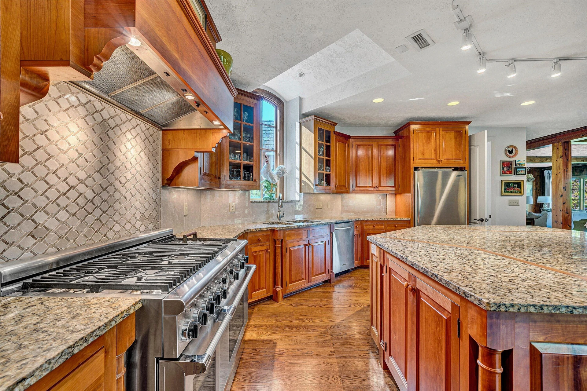 2555 Woodcliff RD - Photo 36