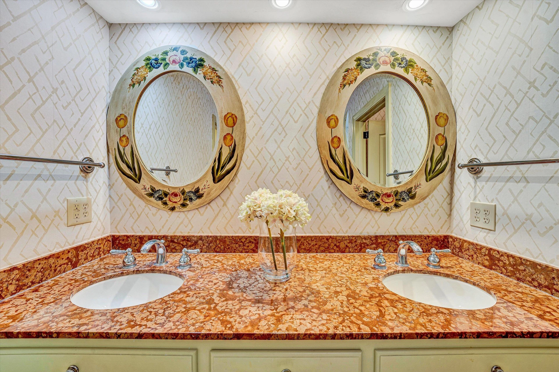 2555 Woodcliff RD - Photo 59
