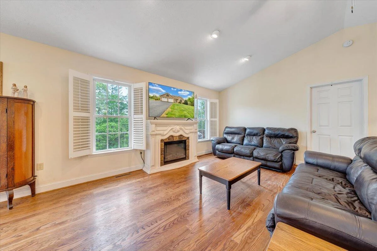 98 Shanley's Loop - Photo 12