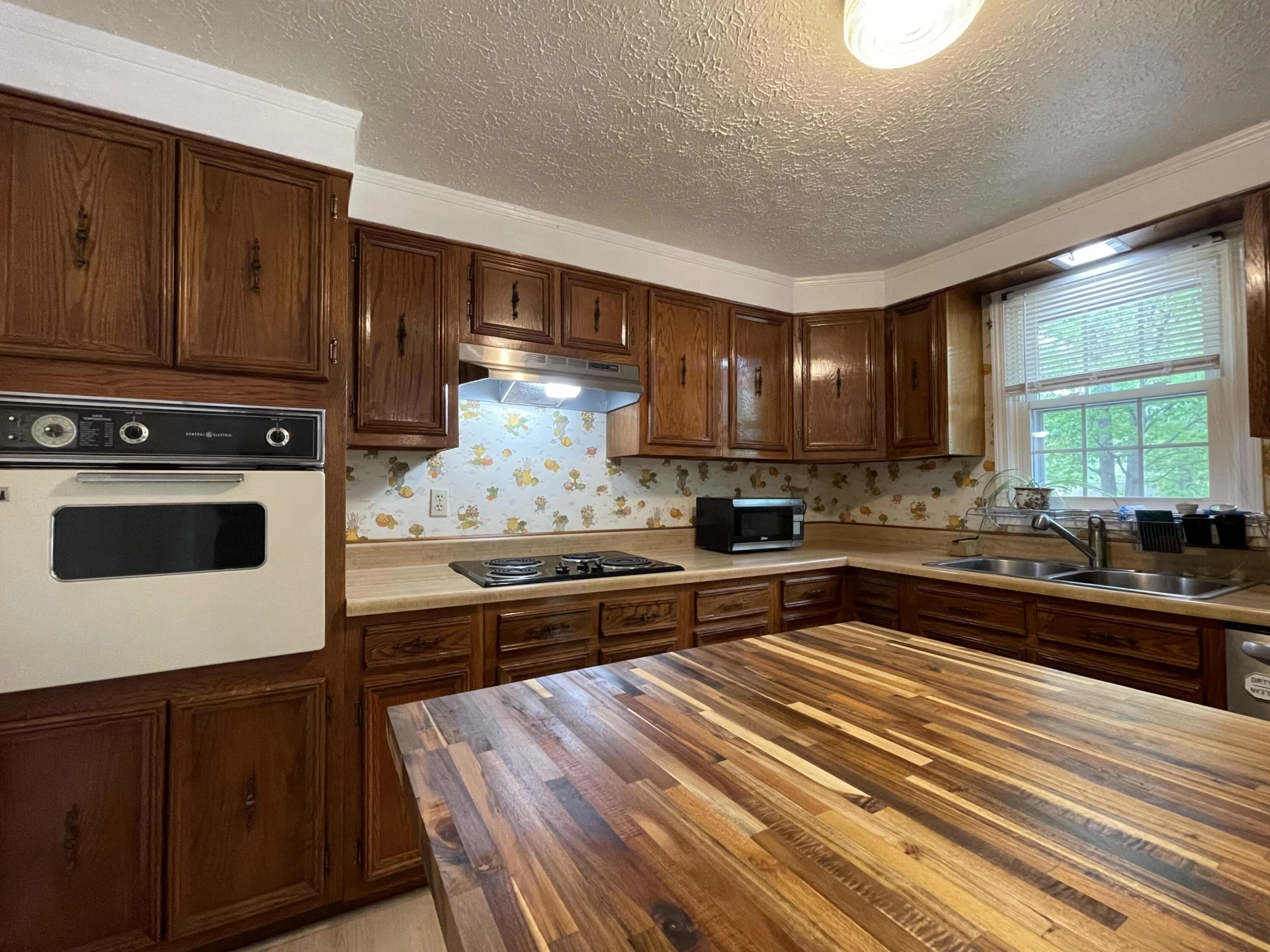 1118 Granite DR - Photo 36