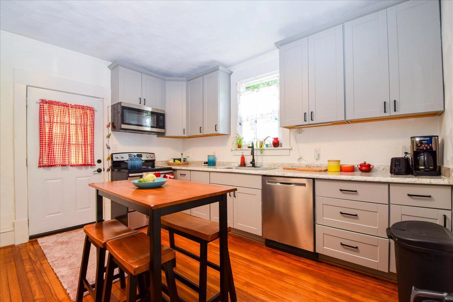 1705 Chapman AVE - Photo 8