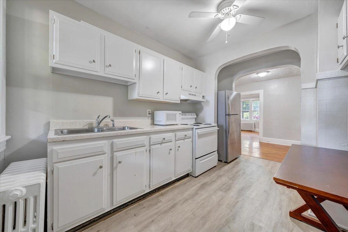 2521 Longview AVE #1-4 - Photo 18