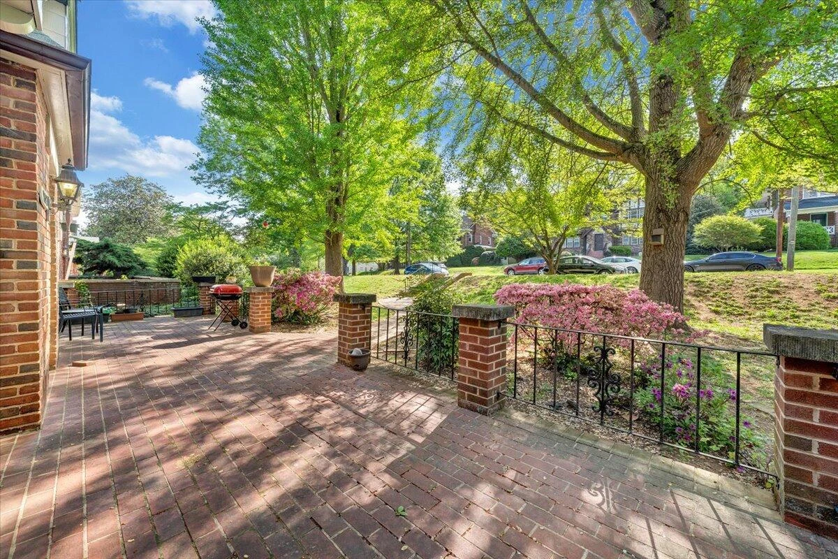 2521 Longview AVE #1-4 - Photo 4