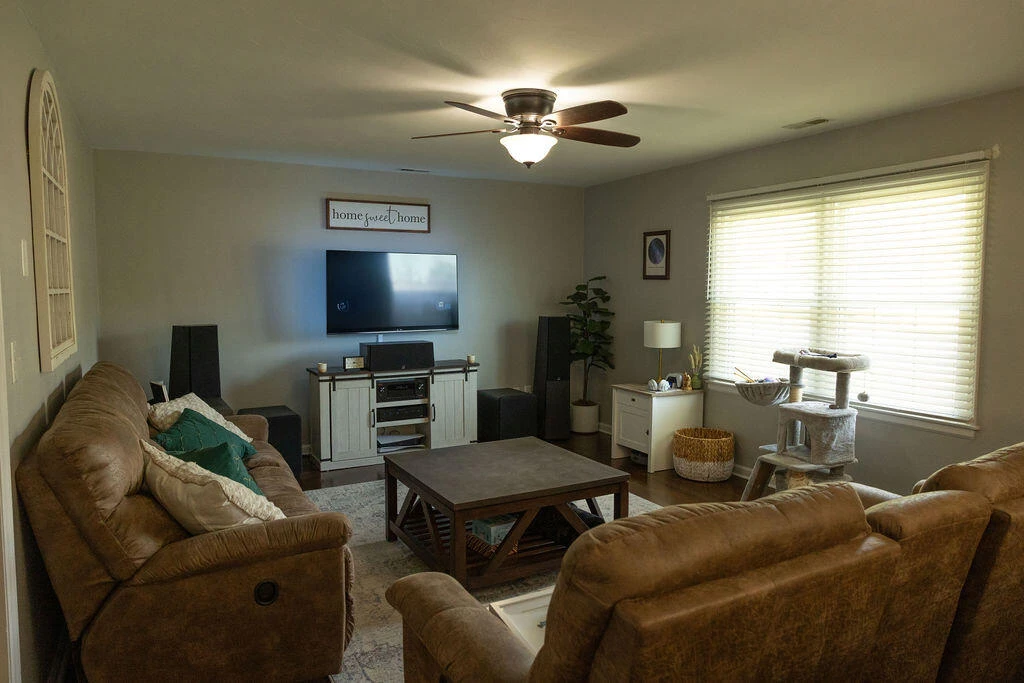 2926 NEIL DR - Photo 10