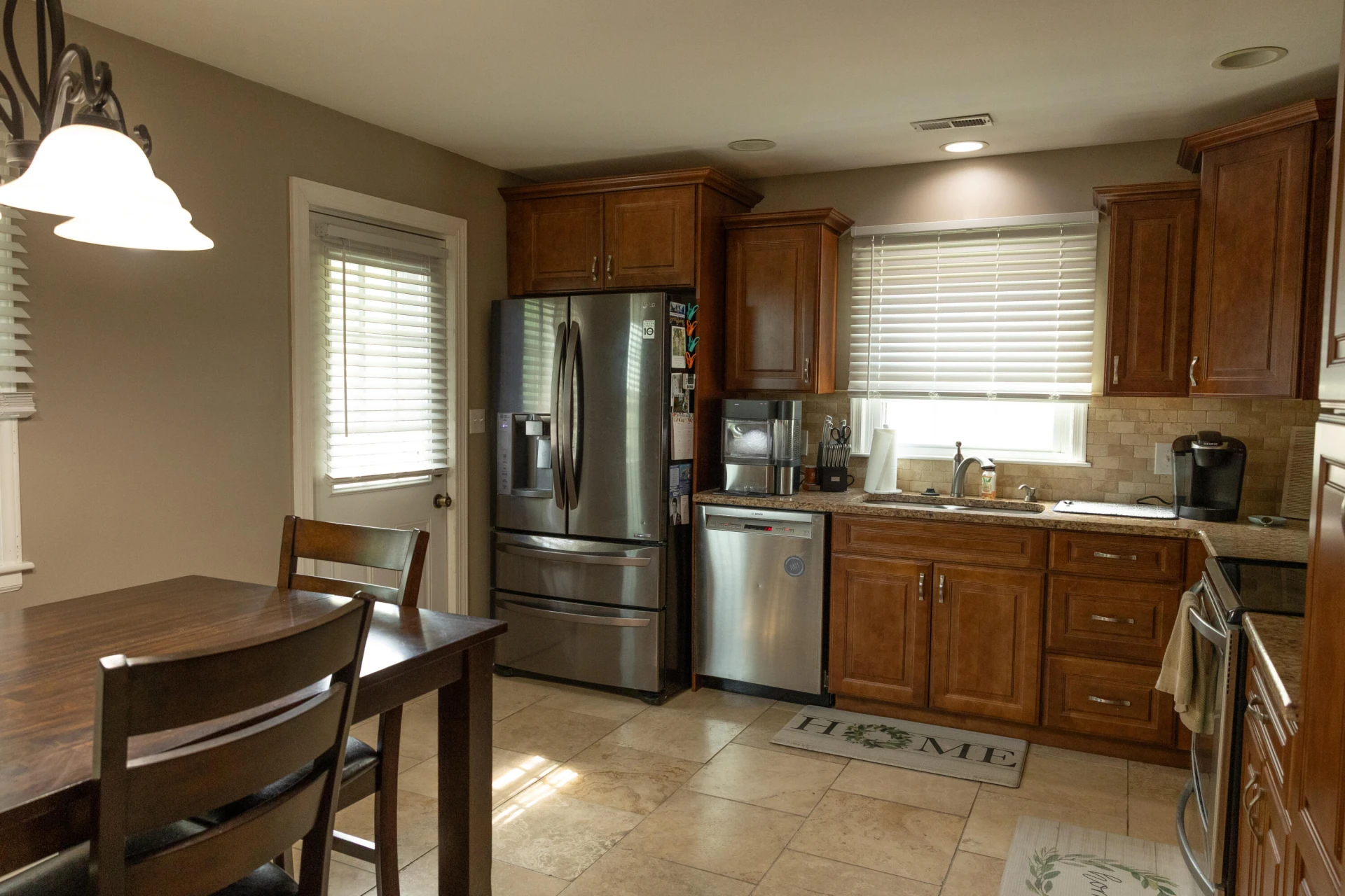 2926 NEIL DR - Photo 6