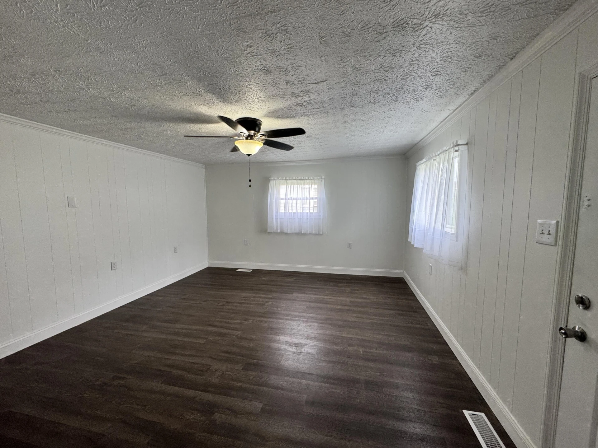 814 N Rockbridge AVE - Photo 3