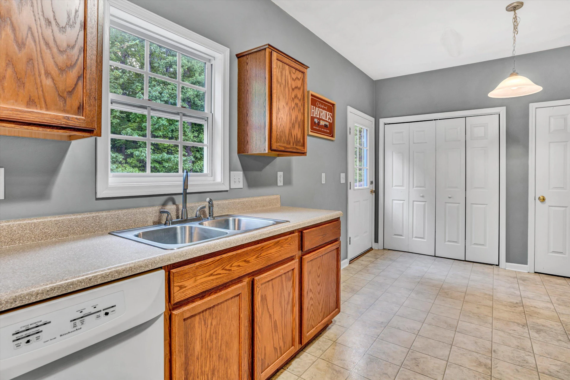 1920 Connors CT - Photo 11