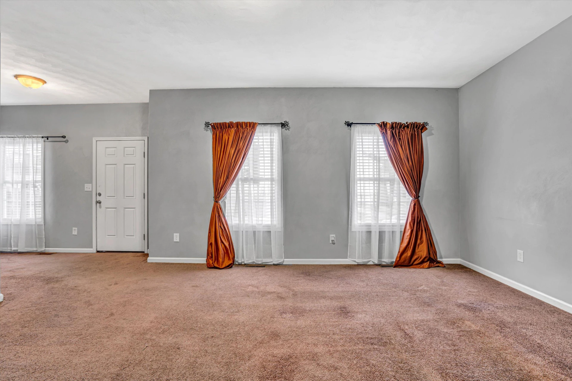 1920 Connors CT - Photo 5