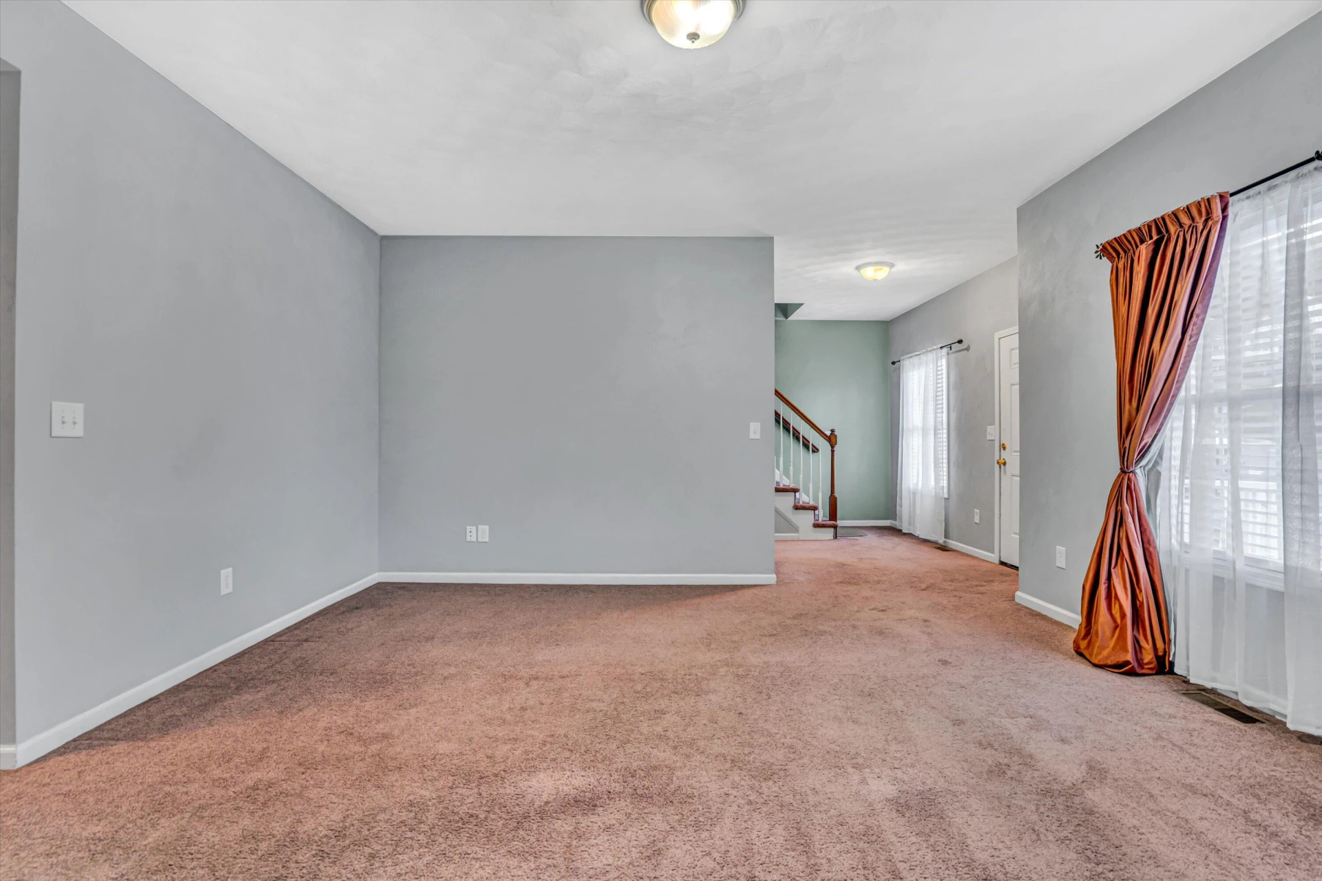 1920 Connors CT - Photo 6