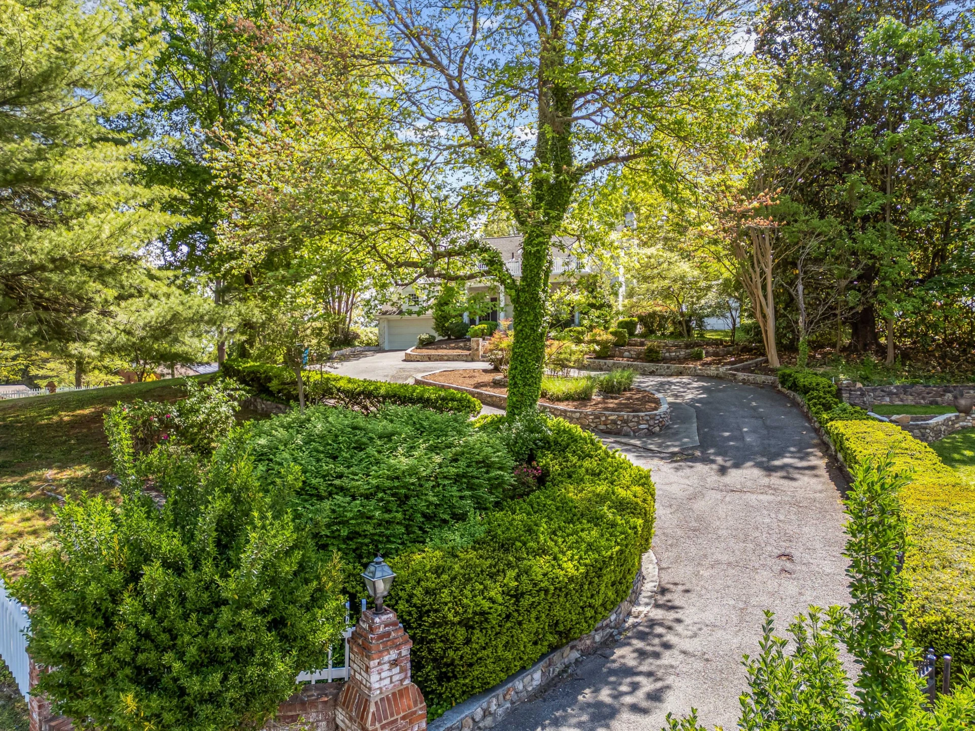 2310 Martin LN - Photo 100