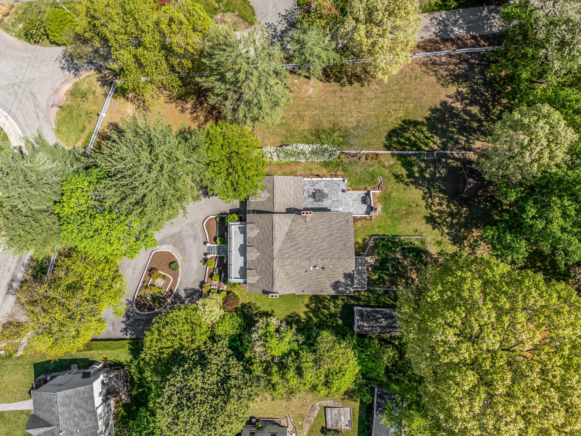 2310 Martin LN - Photo 102