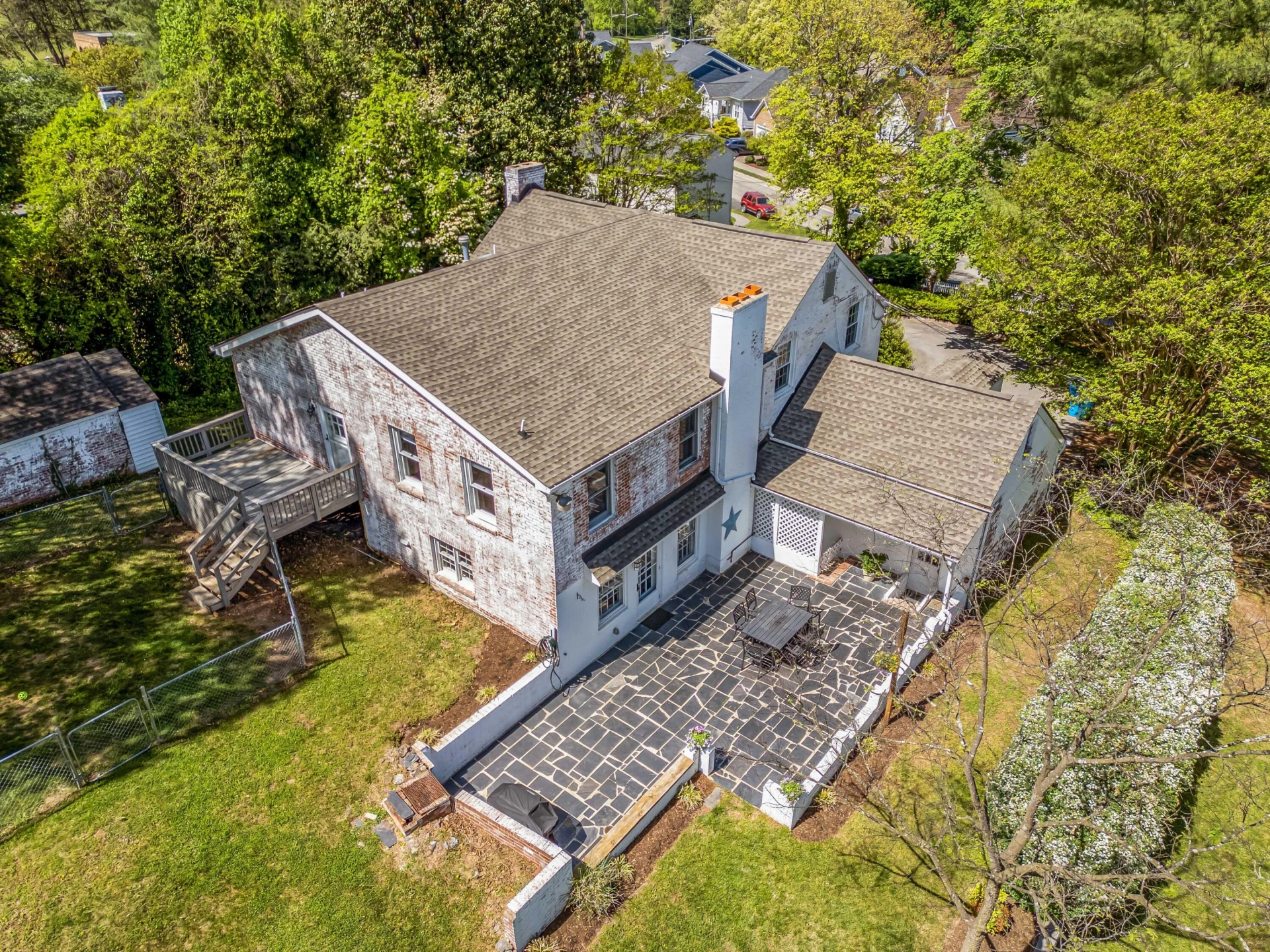 2310 Martin LN - Photo 106