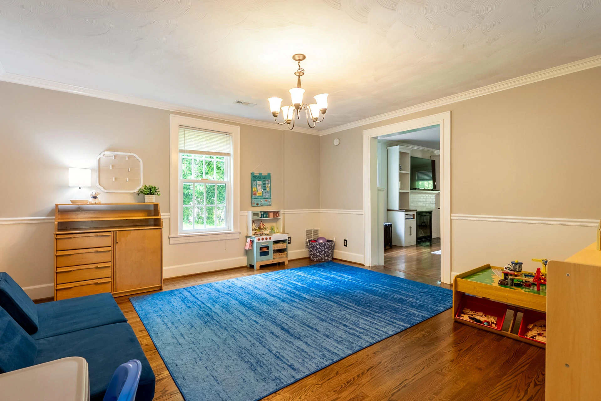 2310 Martin LN - Photo 26