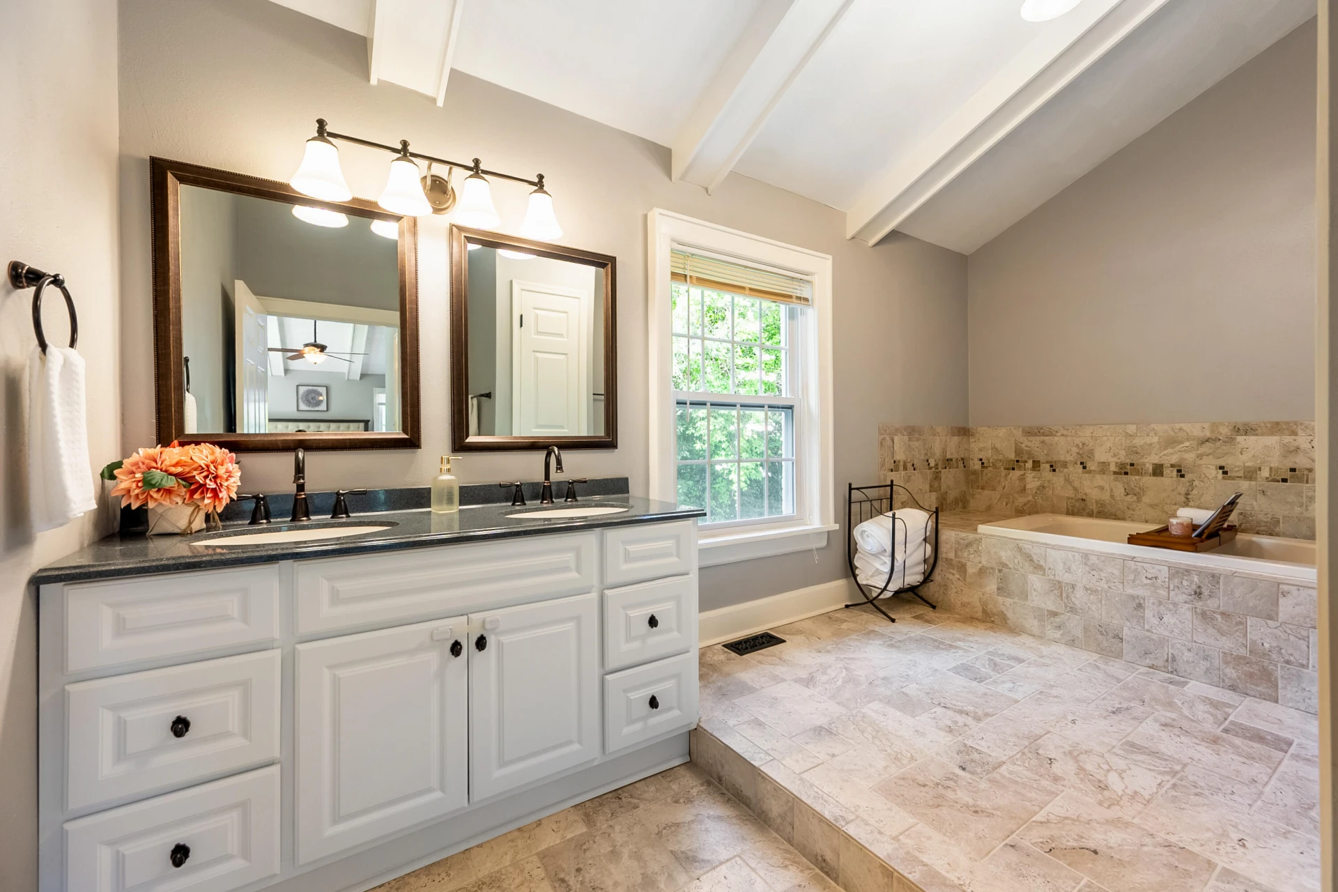 2310 Martin LN - Photo 67