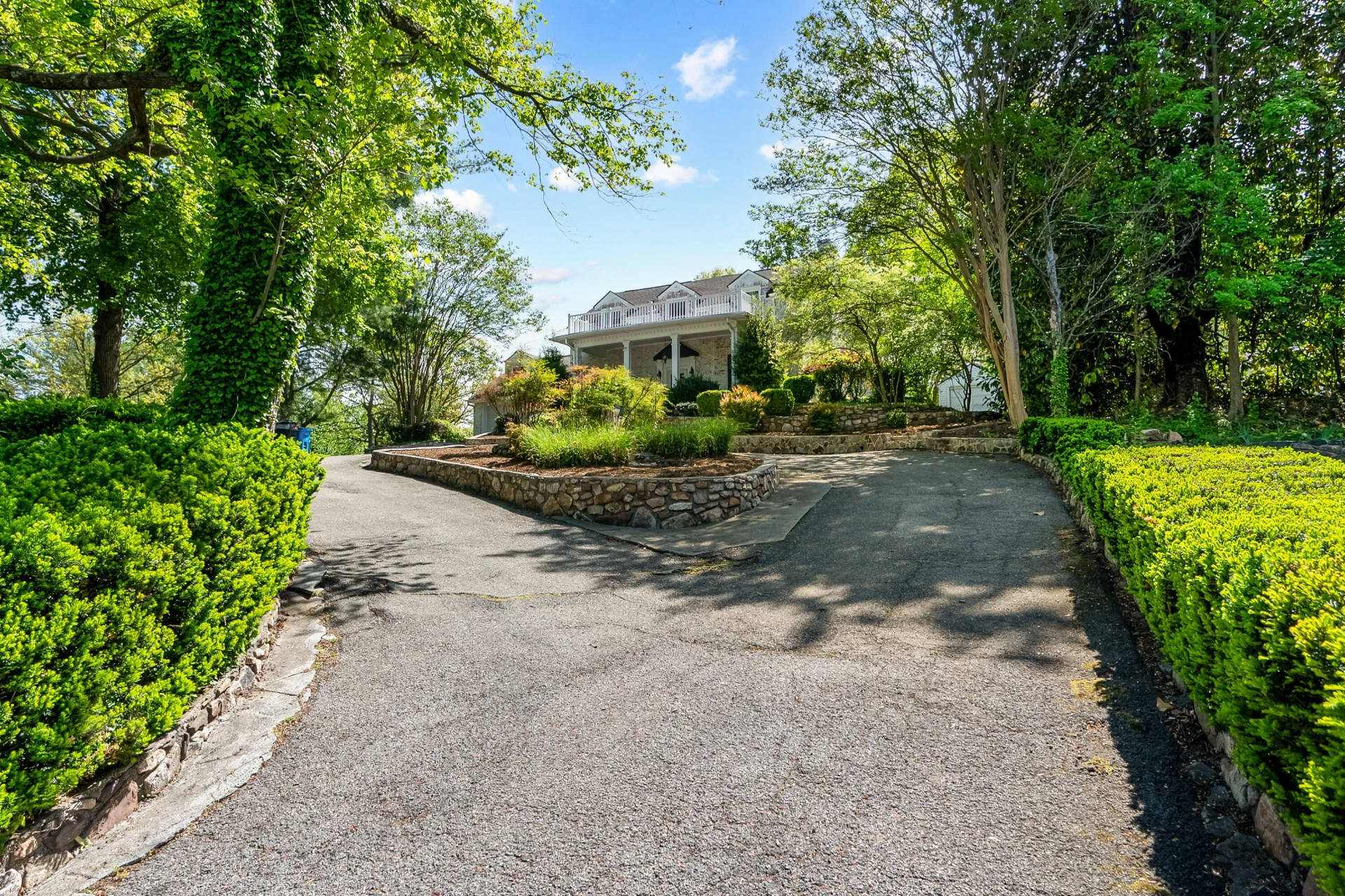 2310 Martin LN - Photo 77