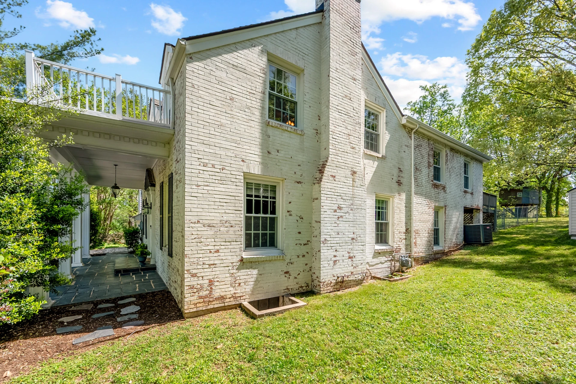 2310 Martin LN - Photo 80