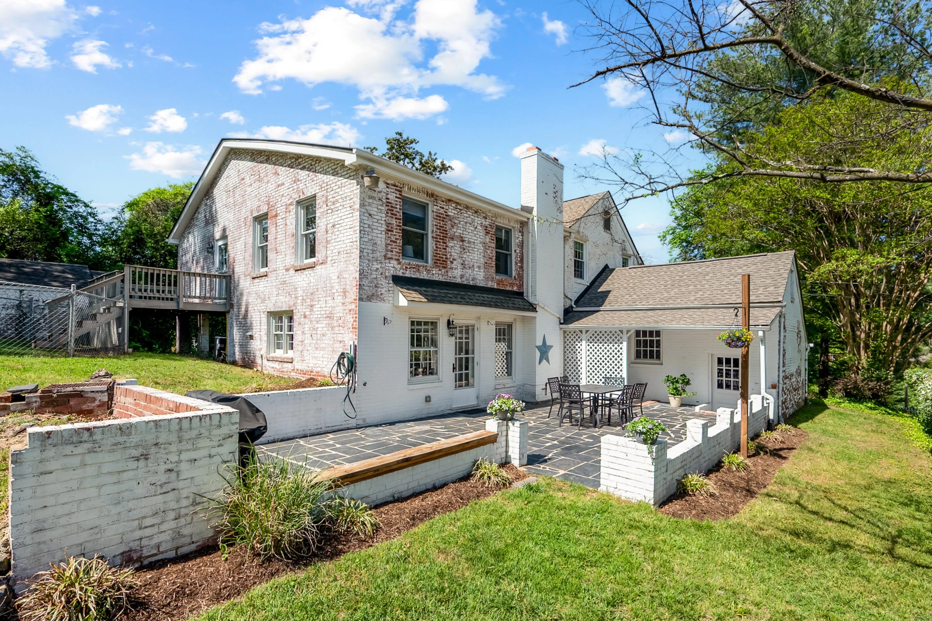 2310 Martin LN - Photo 91