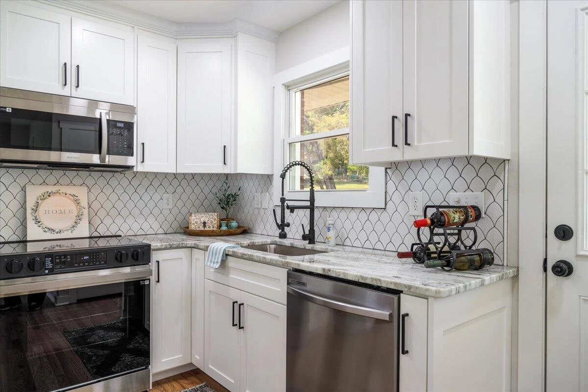 1124 Hartsook BLVD - Photo 12
