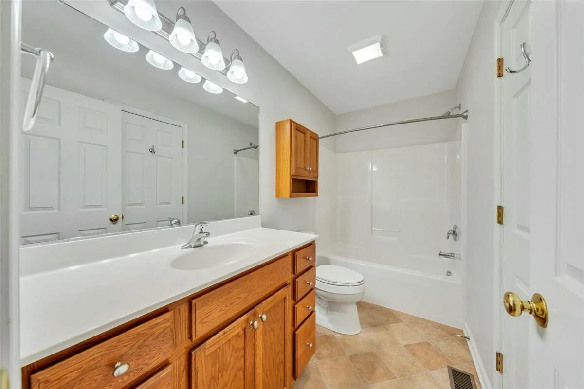 223 Ross ST - Photo 12