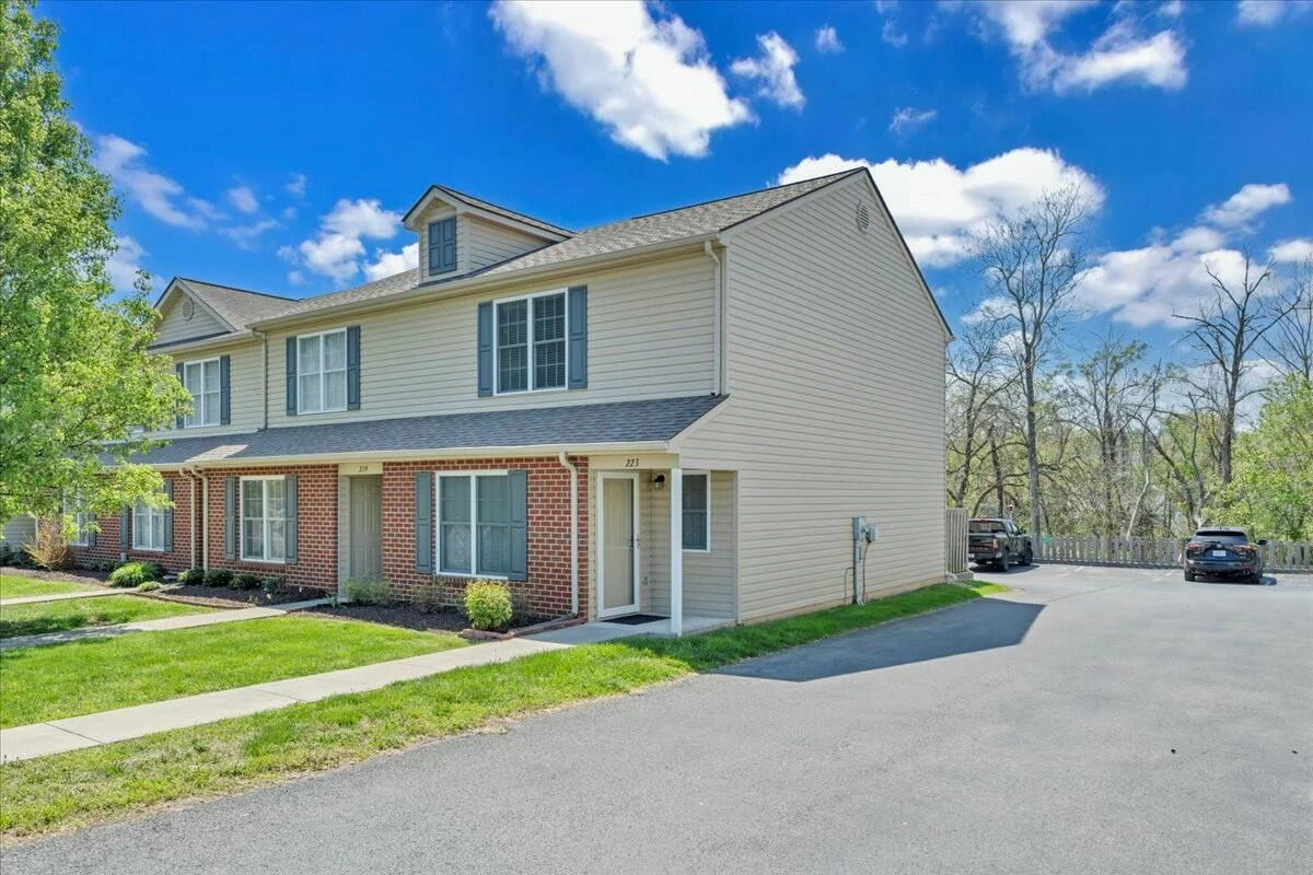 223 Ross ST - Photo 18