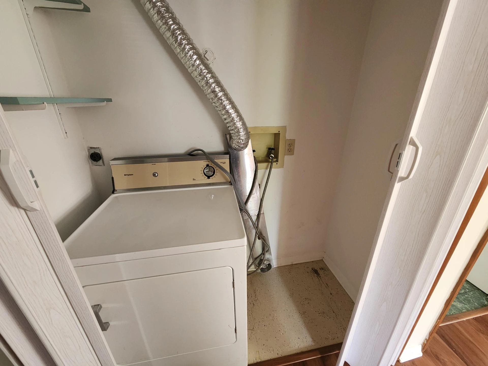 1028 Ray RD - Photo 14
