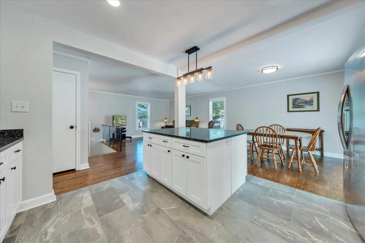 3845 Kentland DR - Photo 12