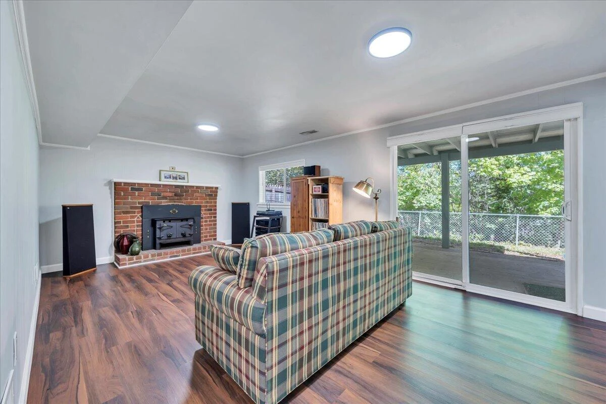 3845 Kentland DR - Photo 24