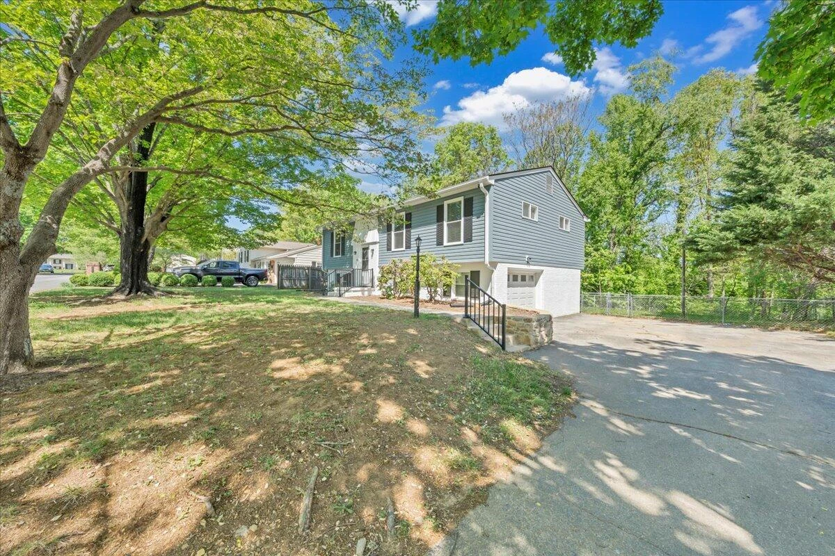 3845 Kentland DR - Photo 32