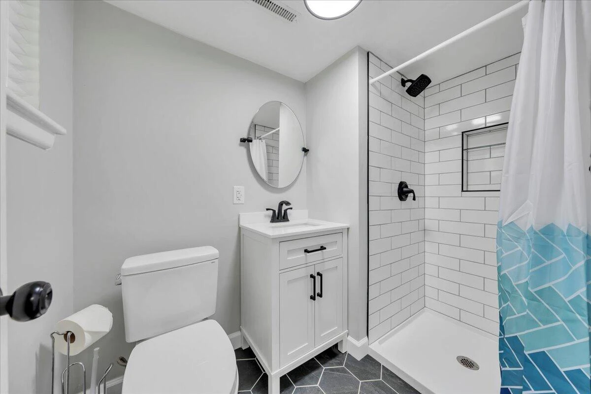 3845 Kentland DR - Photo 4