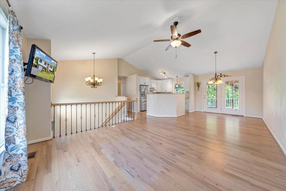4323 Quail DR - Photo 4