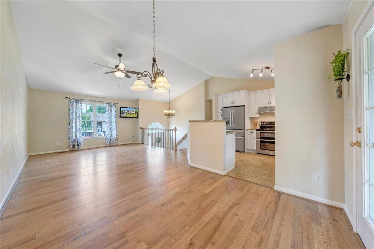 4323 Quail DR - Photo 8
